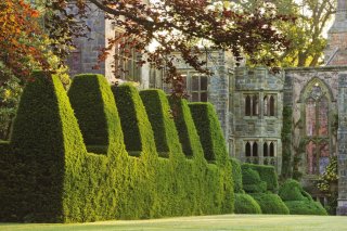 &copy; The National Trust/Clive Nichols