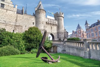 &copy; bbsferrari - stock.adobe.com