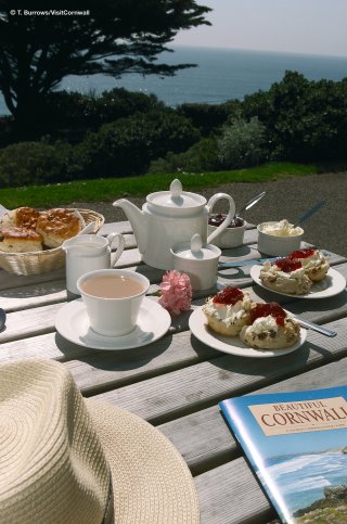 &copy; Trevor Burrows/VisitCornwall