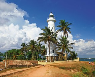 &copy; leoks-shutterstock.com/2013