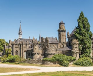 &copy; hk13114-stock.adobe.com